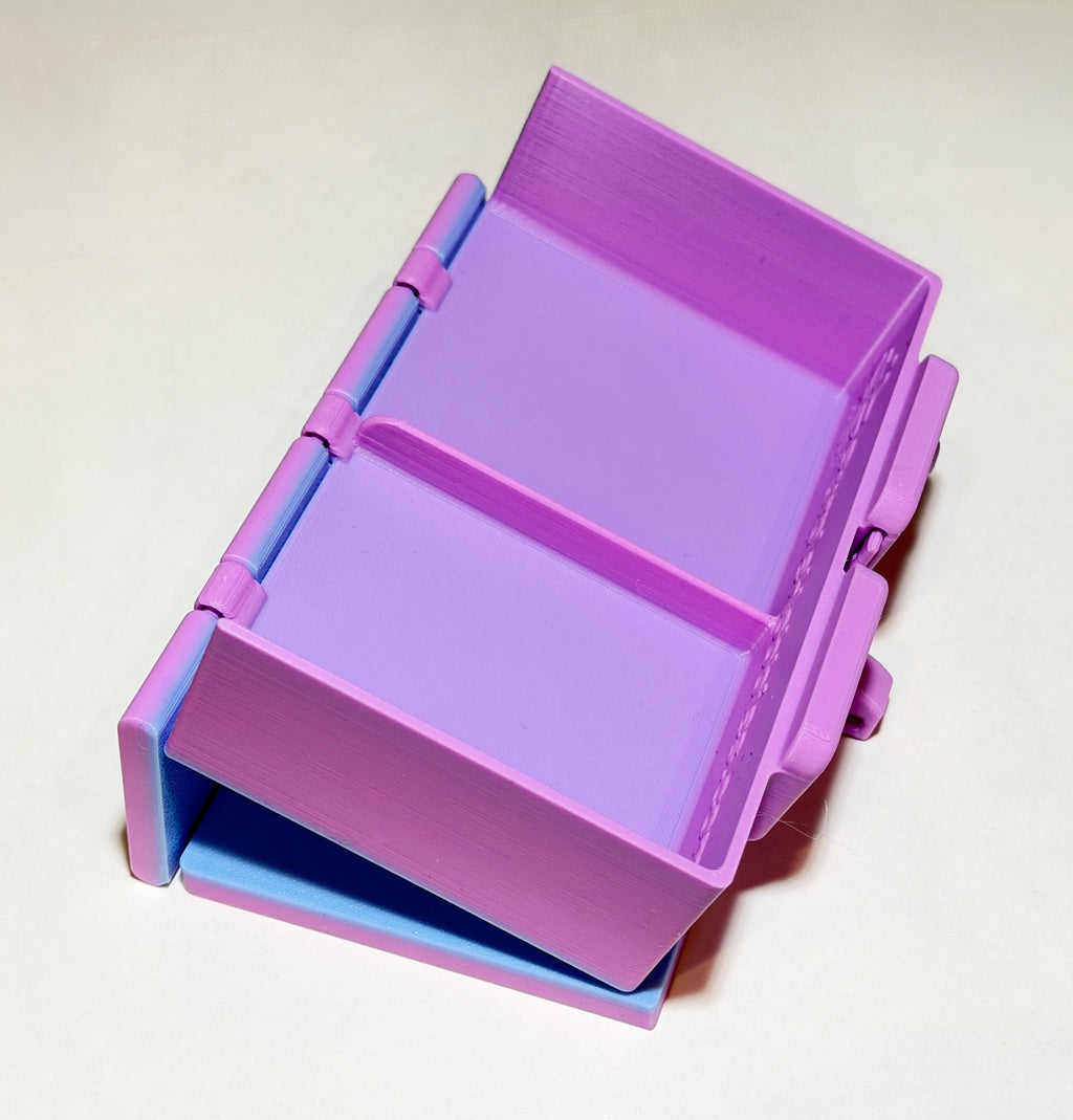Bobbin Box with Latch
