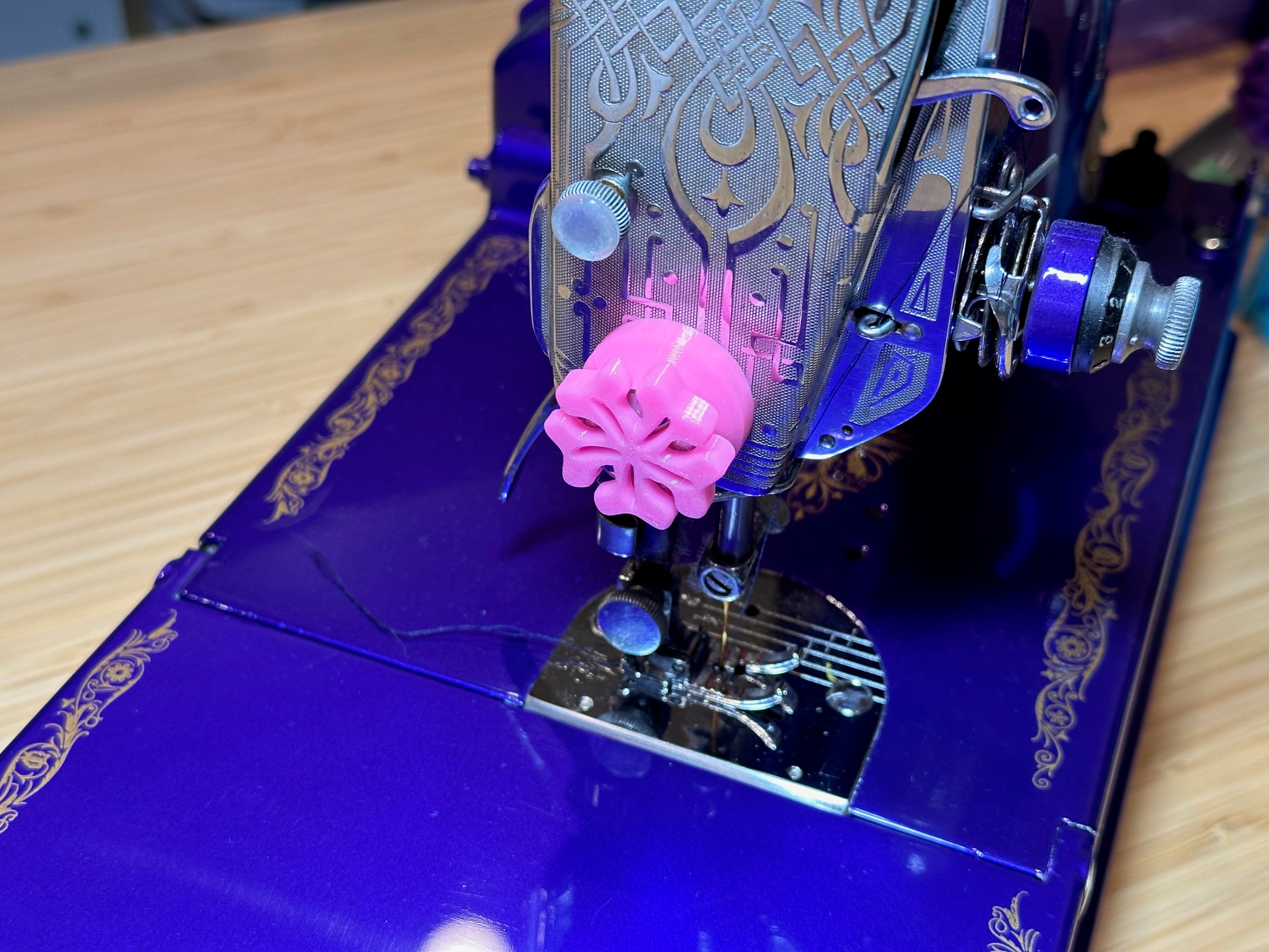 Magnetic Thread Cutter
